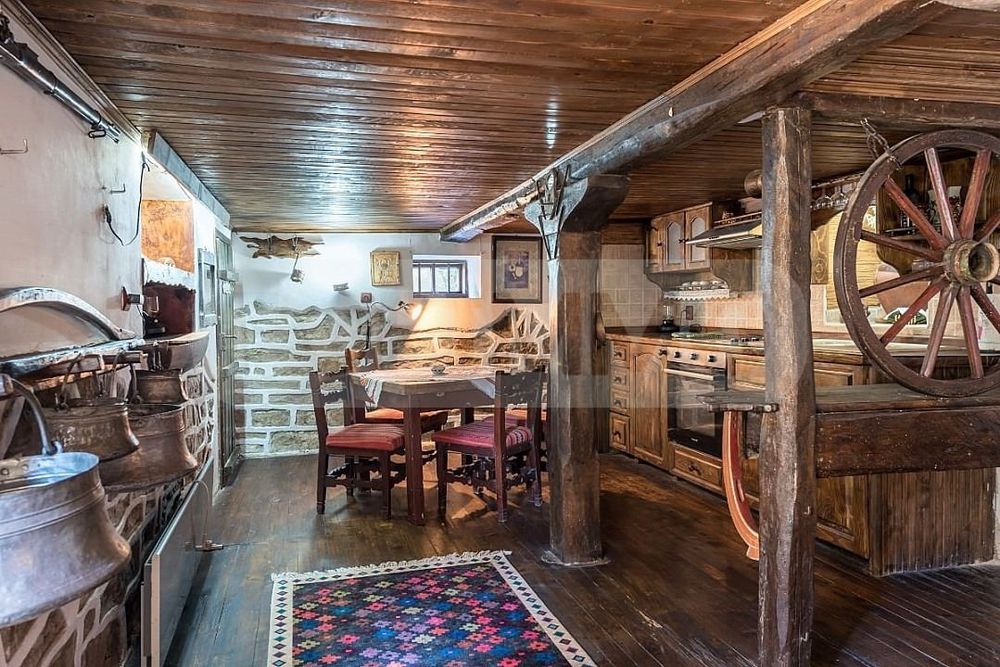 Продава се Къща в с. Пчелник, Област Варна - 185 кв.м за 1400 €/кв.м - Снимка #3