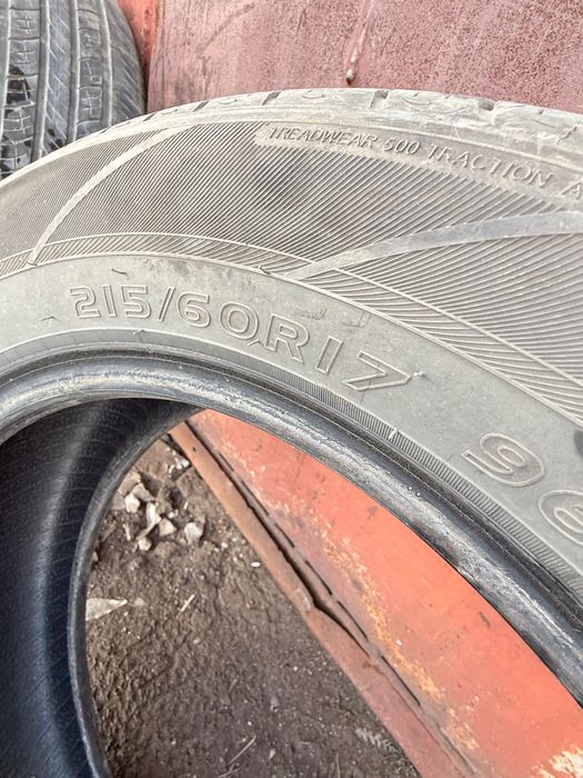 Продам летние шины 215/60/17