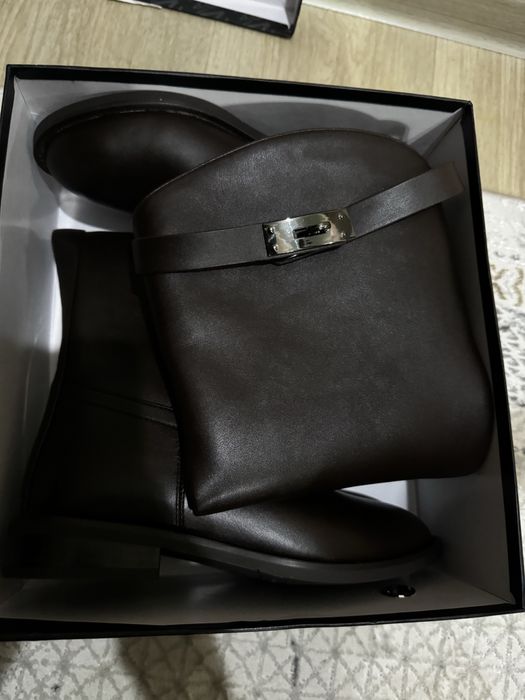 Зимный етік сатылады