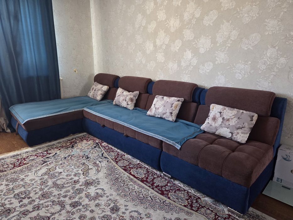 Диван в гостинную