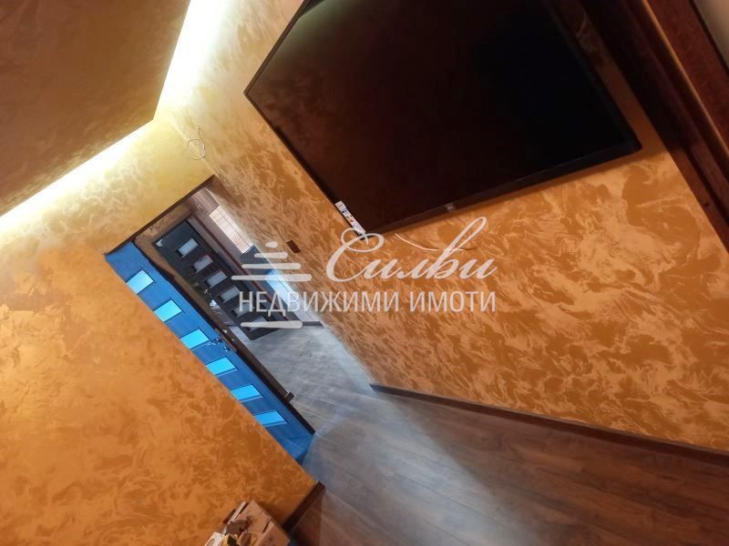 Тристаен ТУХЛЕН апартамент – кв.Пазара !!!