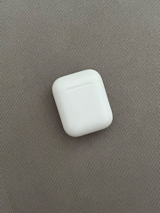 Apple AirPods 2 оригинал б/у
