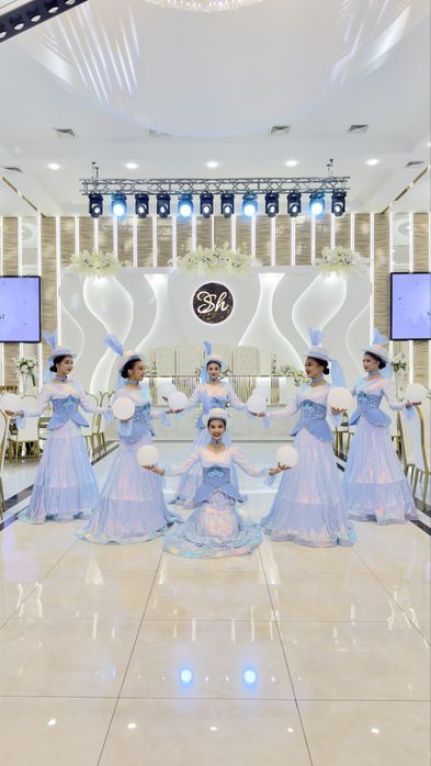 Танцевальные костюмы