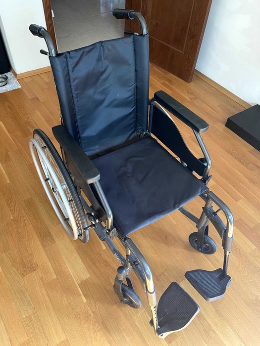 Инвалидна количка Drive DeVilbiss Novo Light I, 42 см, до 125 кг