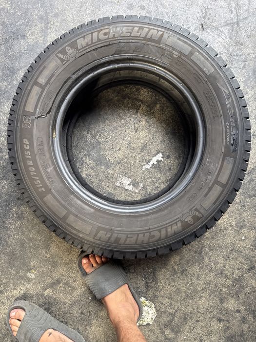 215/70/15C Michelin