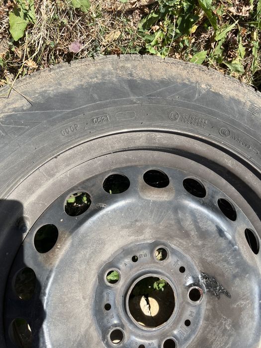 Гуми с джанти Nokian