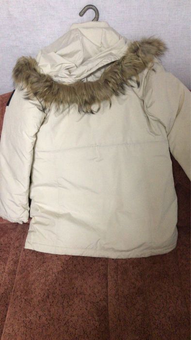 продам зимнюю куртку.