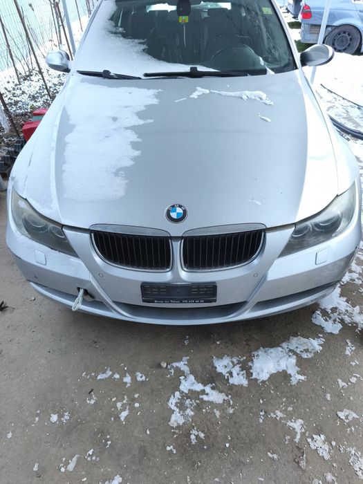 Vând faruri xenon BMW e90, e91 nonfacelit