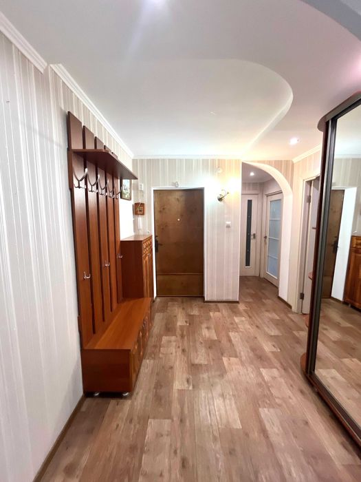 Продаётся 3 комн квартира