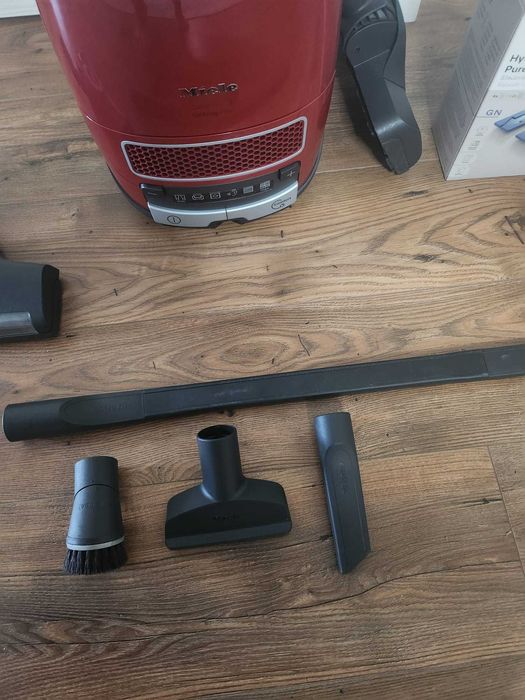 Aspirator Miele C3 Cat&Dog Flex 890W
