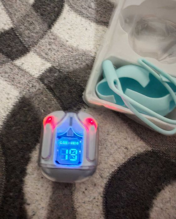Беспроводные наушники, проводные, powerbank
