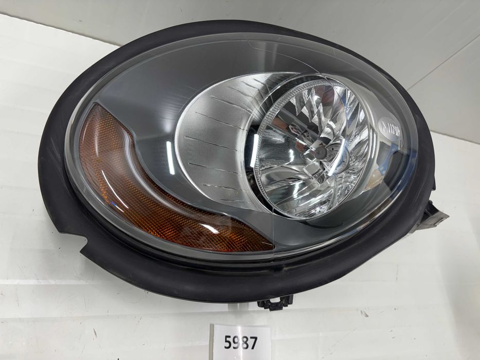 Ляв фар Н7 Мини Купър Ф54 Ф55 Ф56 Ф57 с жълт мигач