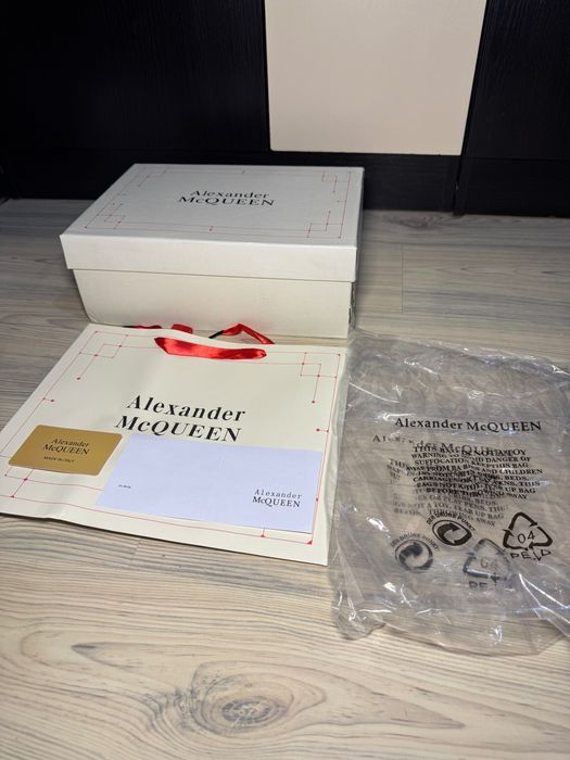 ЧИСТО НОВИ! Alexander McQUEEN Sneakers