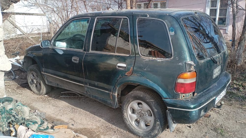 Продам КИА Спортейдж 93 года.