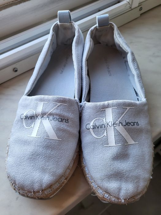 Дамски еспадрили