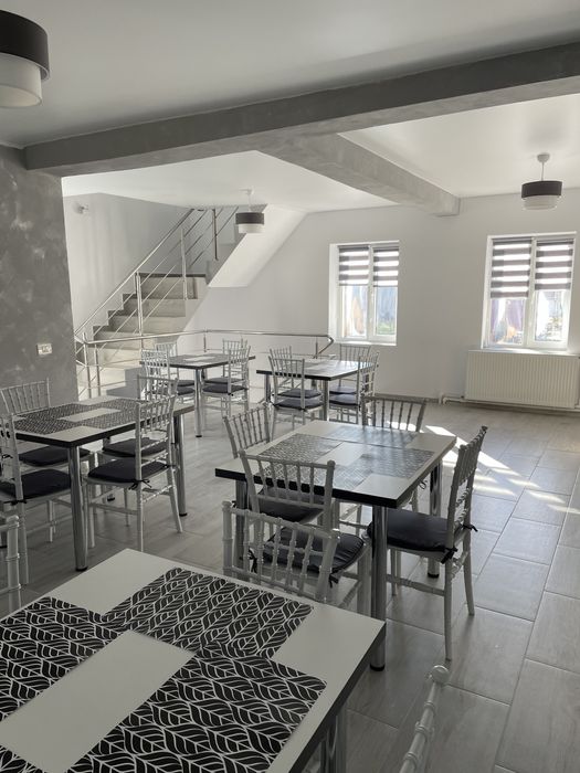 Vând  Pensiune in stațiunea Ranca Transalpina