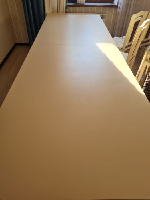 Продается гостевой стол