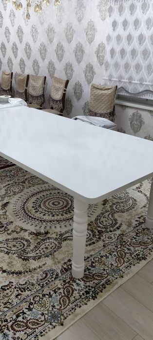 Столы в гостиную