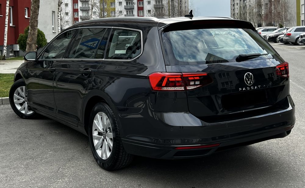 VOLKSWAGEN Passat 2021 — imagine 3