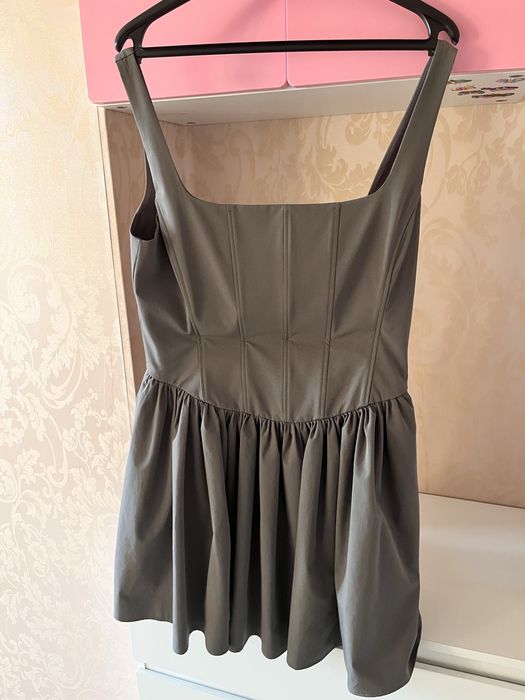 Сива парти рокля Zara