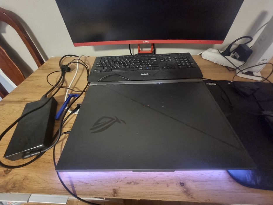 Asus rog strix g18