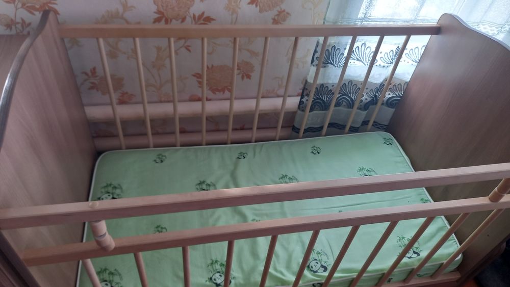 Продам кроватку.