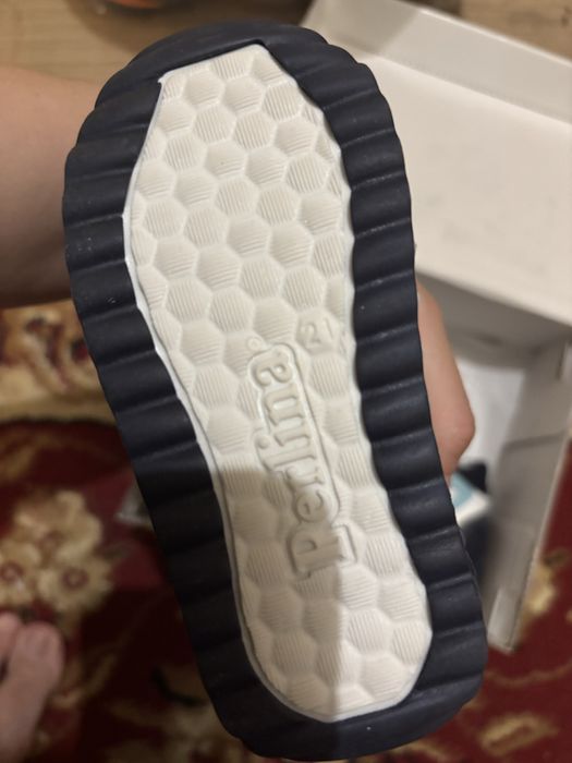 Сандалии детские новые