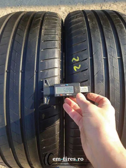 235/50 R19 • Vara • Vredestein Ultrac 99V | 2 buc | DOT 2022 | Pret/buc