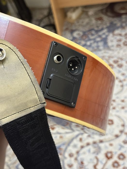 Продается гитара