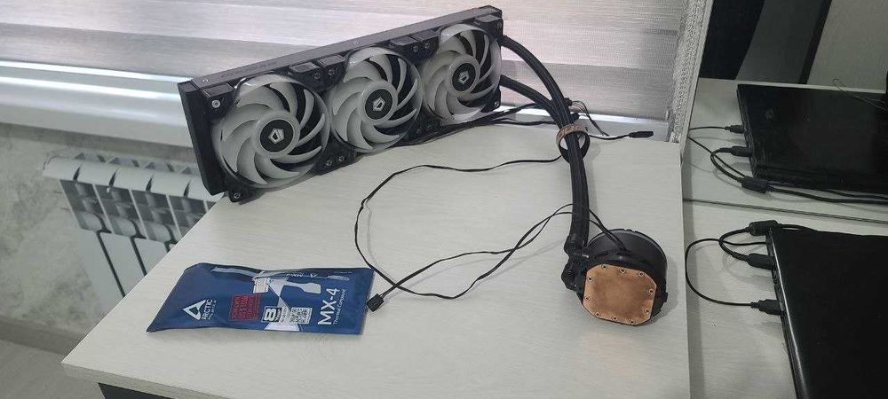 Продам Cougar Poseidon GT 360