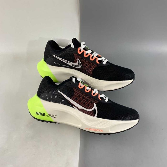 Мъжки маратонки Nike Air Zoom Fly 5 black ghost green размери 42 и 43