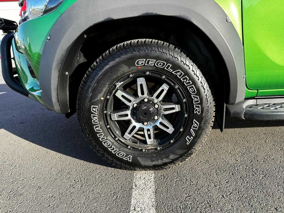 Toyota Hilux preparata off road