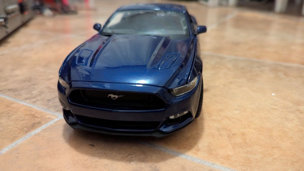 Macheta Ford Mustang GT 2015 1:18