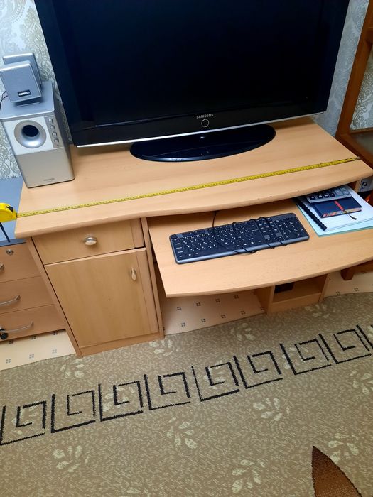 Компьютерный стол