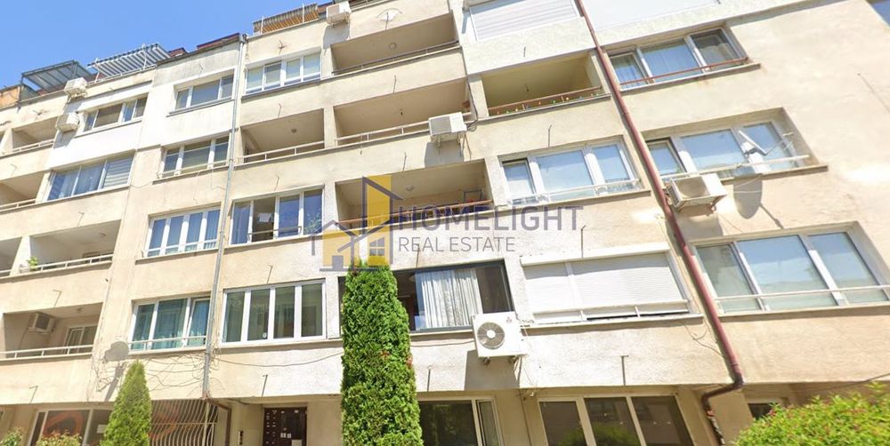 Тристаен апартамент в кв. Гео Милев