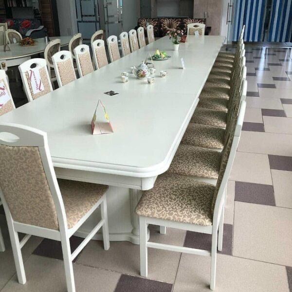 Продается большой гостиный стол Гранде