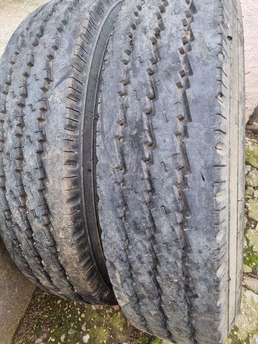 ГУМИ за автобуси