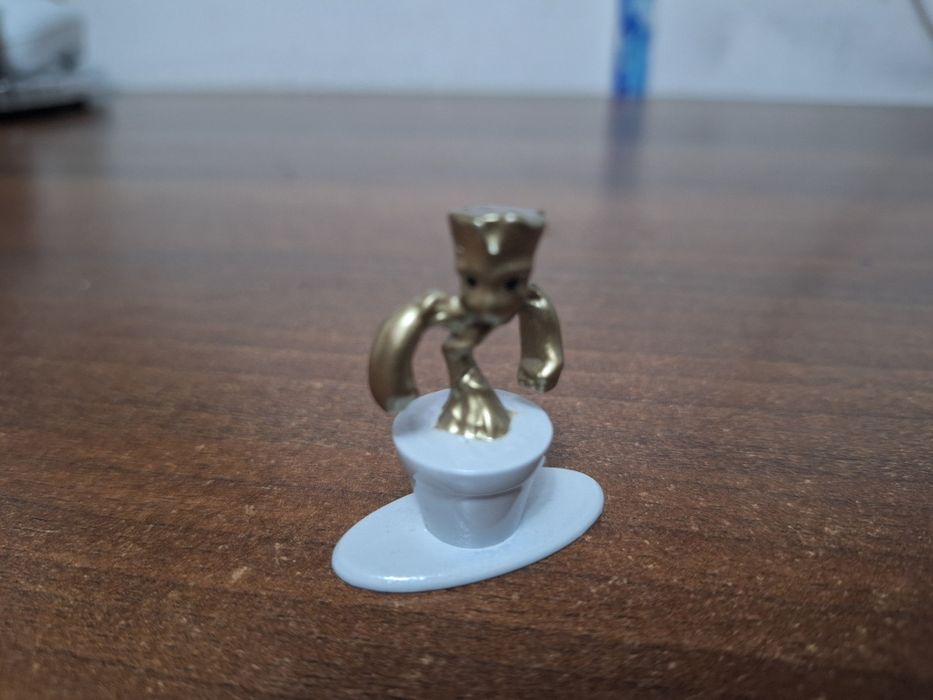 Figurina Marvel Baby groot