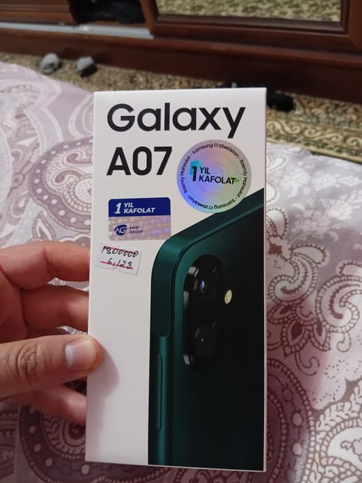 Самсунг А 07 янги холатда каробка сотилади
