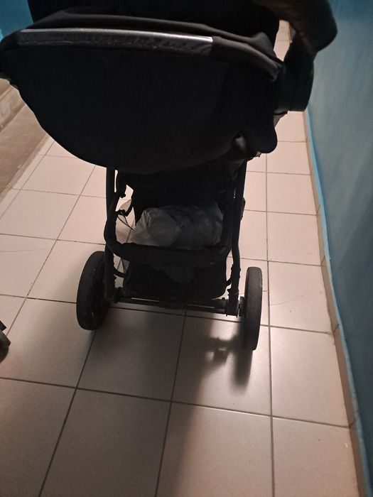 Продам коляску Tomix