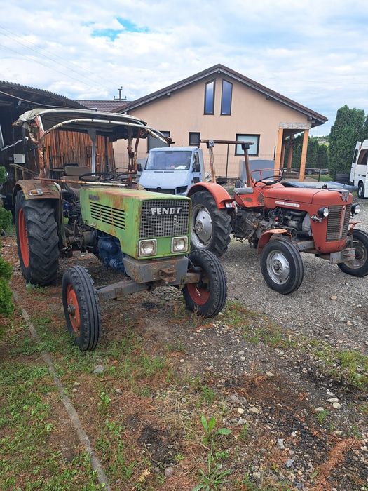 Vand 2 tractoare, unul Fendt si celalalt Massey-Fergusom