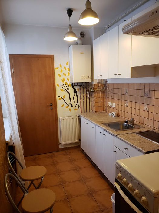 Dau in chirie apartament 2 camere decomandat Piata Mihai Viteazul, ClujNapoca