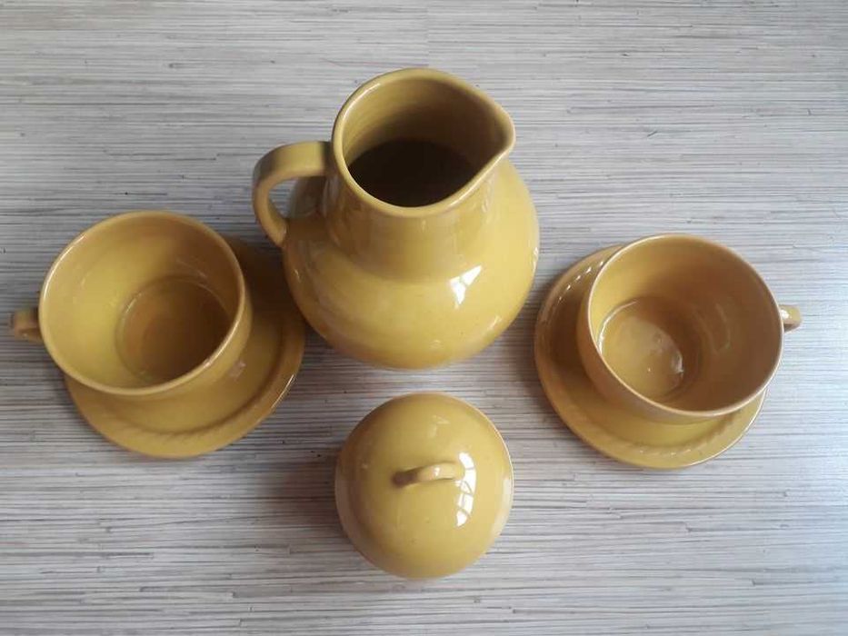 Керамичен жълт сервиз за двама за чай