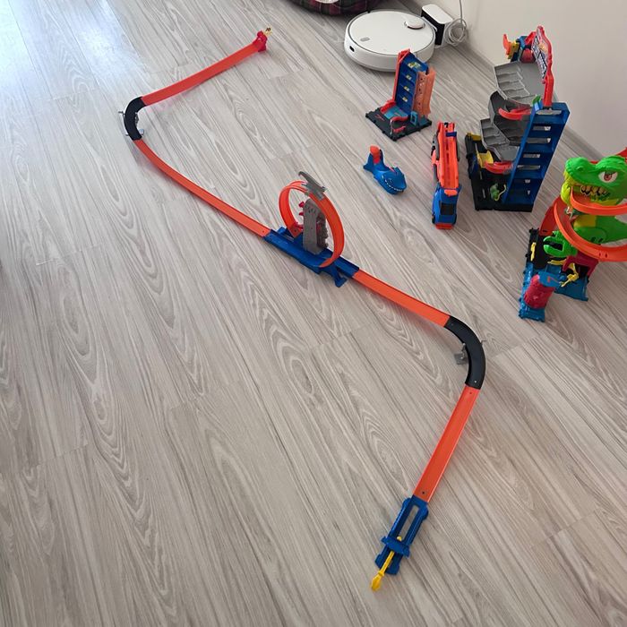 Hot wheels различни