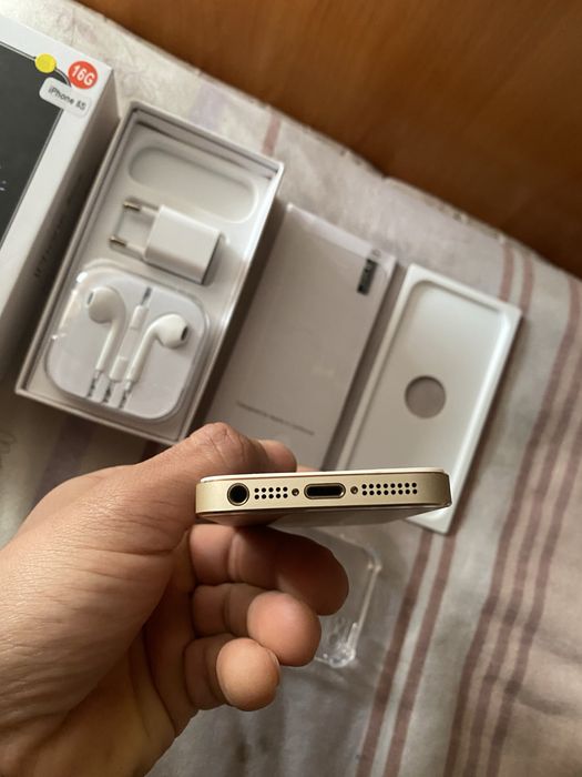 iPhone 5s 16 гб гарантия