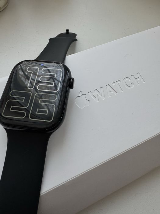 Продам apple watch 10