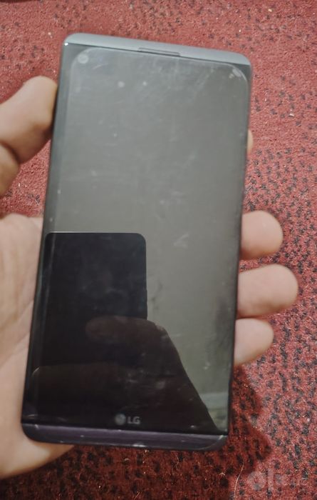 Телефон LG  V 20.   4/64