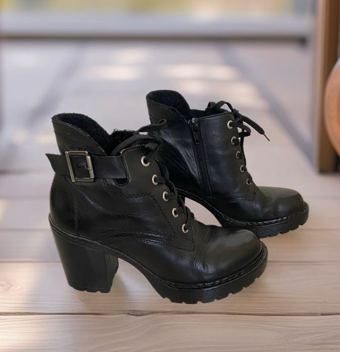 Ботинки женские  Rieker