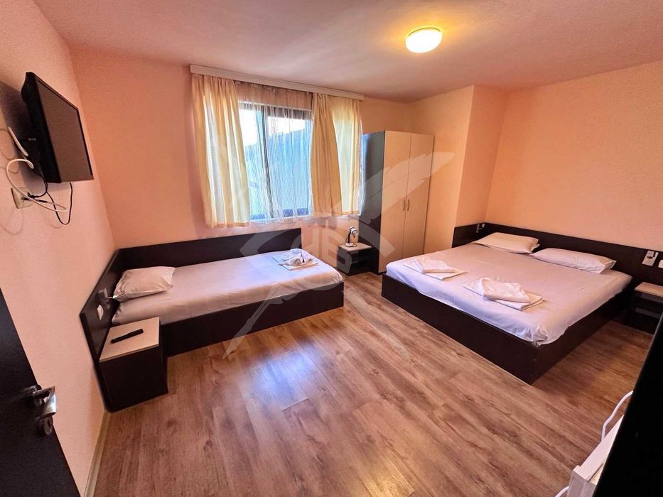 Продава се Тристаен апартамент в София, Хладилника - 75 кв.м за 544 €/кв.м - Снимка #4