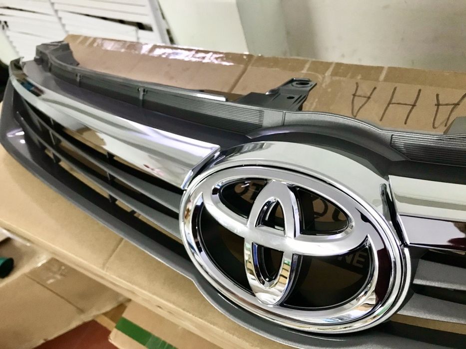 Решетка радиатора Камри 55 Camry 14-18